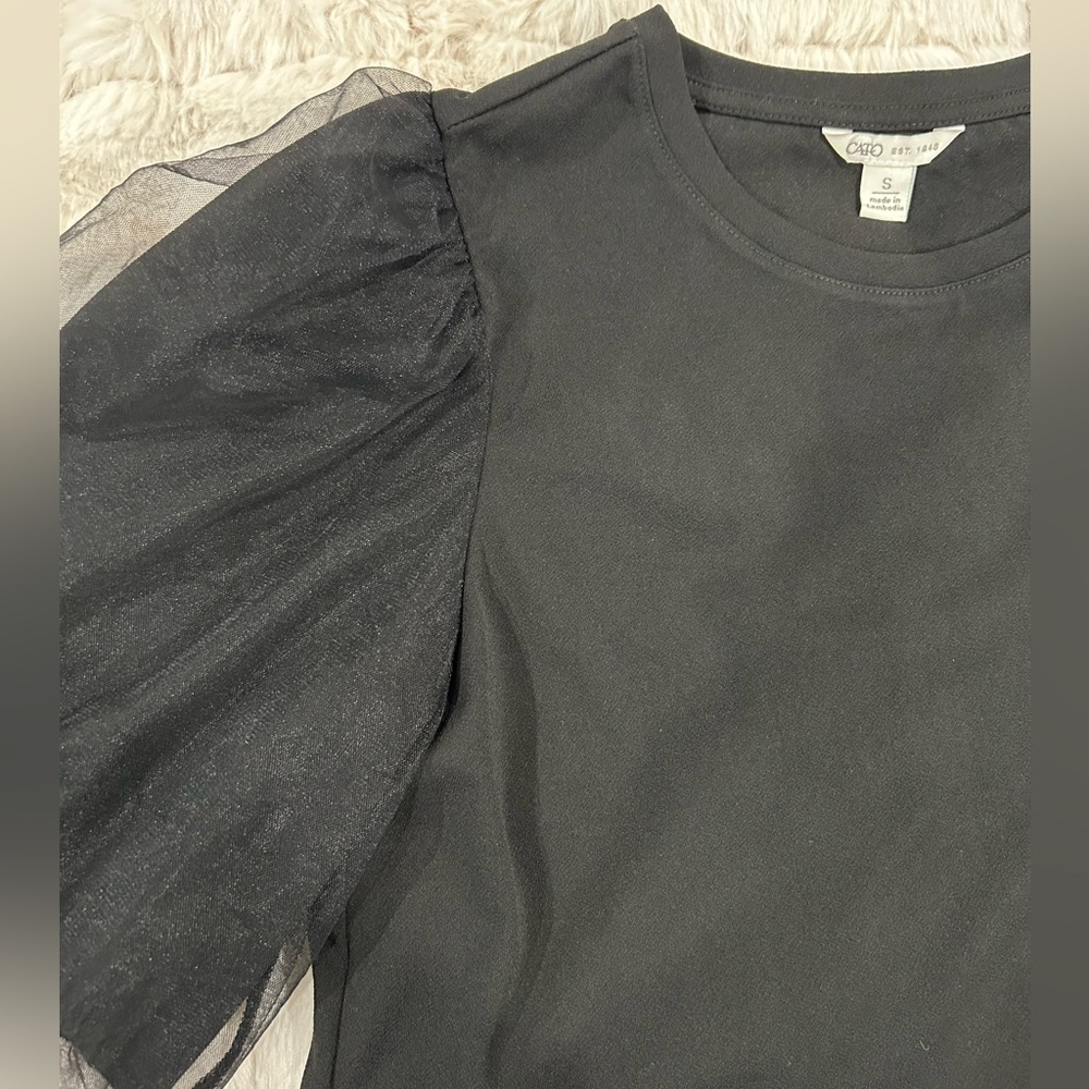 Black Puff Sleeve Top